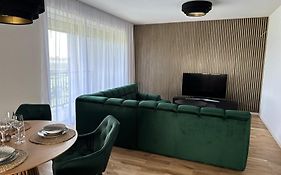 Luxury Apartment - Astro