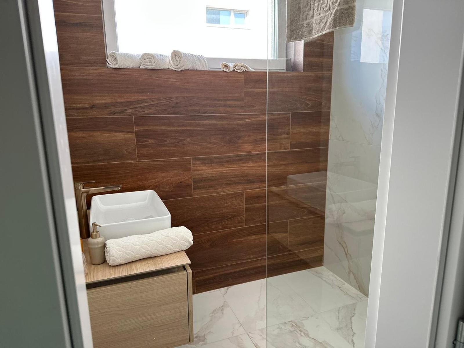 Luxury Apartment - Astro Dunajská Streda Exteriér fotografie